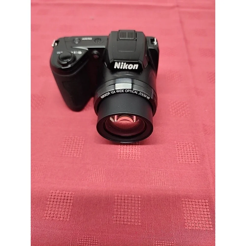 Nikon COOLPIX L105 12.1MP 15X Zoom Digital Camera In Box